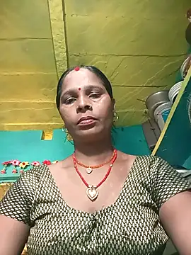 Snapshot of Rt_shreya chatting on November 20, 2025, 6:35 am Rt shreya online show from November 20, 2025, 6:35 am