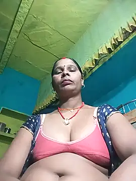 Snapshot of Rt_shreya chatting on November 27, 2025, 5:37 pm Rt shreya online show from November 27, 2025, 5:37 pm