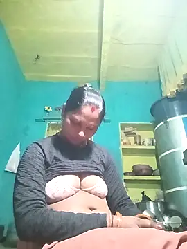 Snapshot of Rt_shreya chatting on December 13, 2025, 7:53 pm Rt shreya online show from December 13, 2025, 7:53 pm