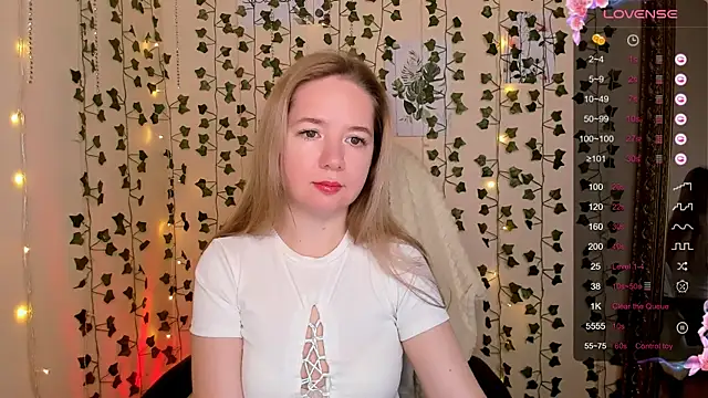 Evaa Braunn online show from February 5, 2026, 2:16 am