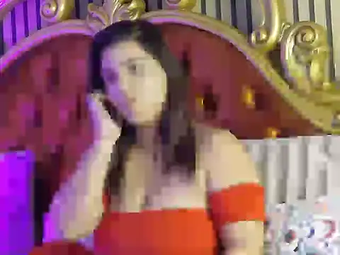 Snapshot of MadisonCharm chatting on January 14, 2026, 8:42 am MadisonCharm online show from January 14, 2026, 8:42 am