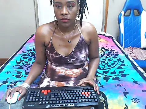 Snapshot of EsotericPaloma chatting on November 29, 2025, 6:38 am EsotericPaloma online show from November 29, 2025, 6:38 am