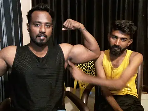 Snapshot of indianmcv25 chatting on December 16, 2025, 5:45 am indianmcv25 online show from December 16, 2025, 5:45 am