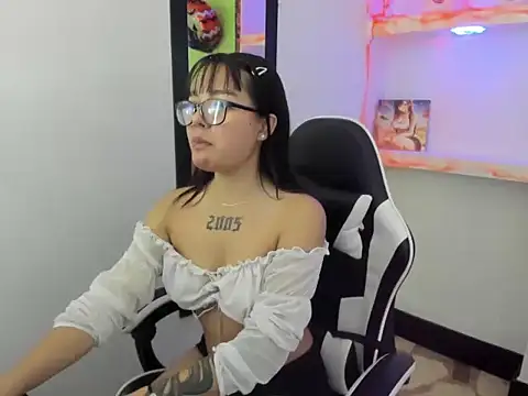 Snapshot of dayo_evans chatting on October 24, 2025, 9:22 pm dayo evans online show from October 24, 2025, 9:22 pm