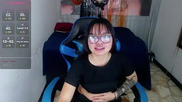 Snapshot of dayo_evans chatting on November 6, 2025, 8:54 pm dayo evans online show from November 6, 2025, 8:54 pm