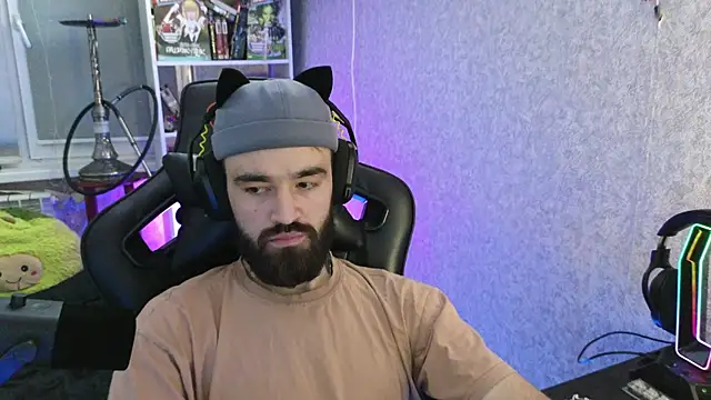 Nik Namee online show from November 3, 2025, 2:02 am