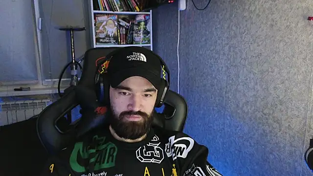 Nik Namee online show from November 13, 2025, 6:40 pm