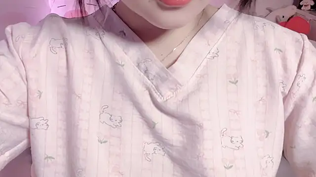 BeChinh Lee online show from May 11, 2026, 4:04 pm