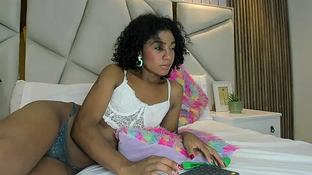 Snapshot of rebeca_brown_ chatting on March 17, 2026, 11:35 am rebeca brown online show from March 17, 2026, 11:35 am