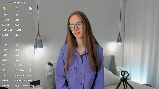 AiFusch online show from November 1, 2025, 8:38 am