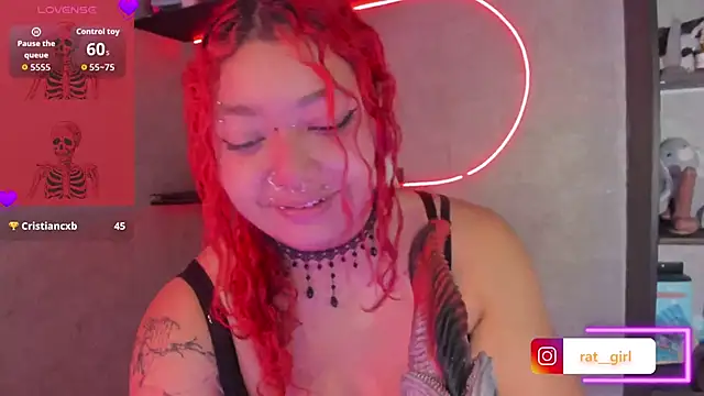 Snapshot of irisfeitan chatting on April 4, 2026, 10:13 am irisfeitan online show from April 4, 2026, 10:13 am