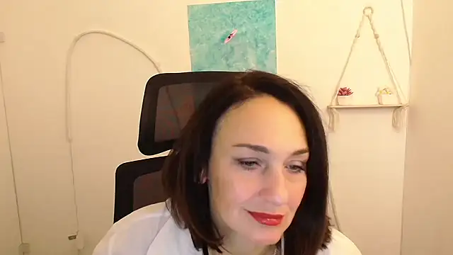 Rosie Rosee online show from November 8, 2025, 12:16 pm