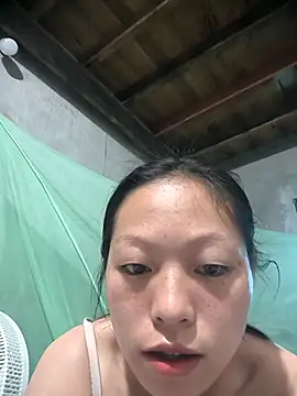 Snapshot of Zerin_nova chatting on November 1, 2025, 6:59 am Zerin nova online show from November 1, 2025, 6:59 am