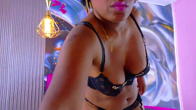 ChannelCroix online show from November 15, 2025, 7:43 pm