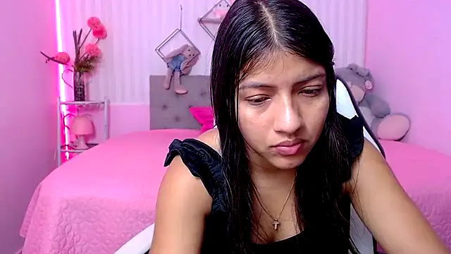 zara cute online show from April 10, 2026, 12:10 pm