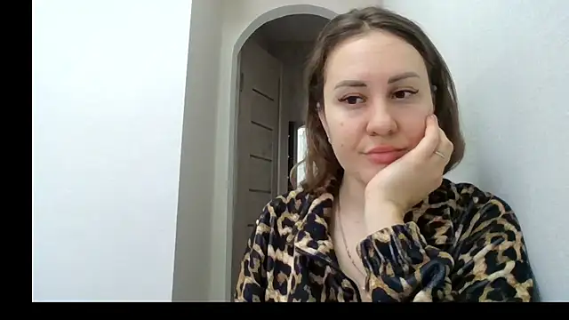MeadowEyes online show from February 5, 2026, 7:24 am