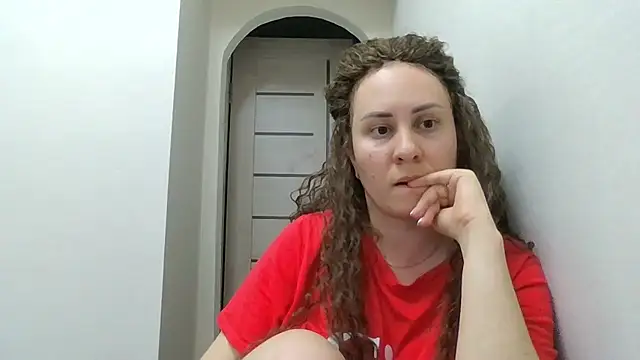 MeadowEyes online show from May 13, 2026, 4:37 pm