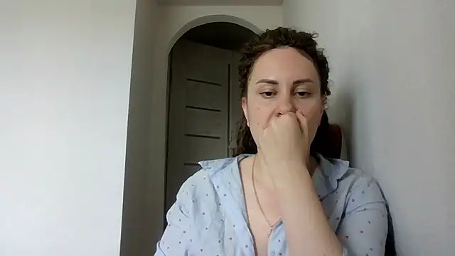 MeadowEyes online show from May 18, 2026, 1:06 pm