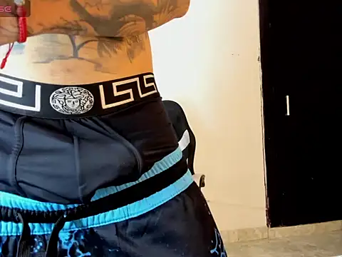 Snapshot of Cami_KingSex chatting on October 14, 2025, 4:08 pm Cami KingSex online show from October 14, 2025, 4:08 pm