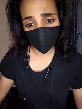 Snapshot of Royal_Shona chatting on October 17, 2025, 6:43 pm Royal Shona online show from October 17, 2025, 6:43 pm