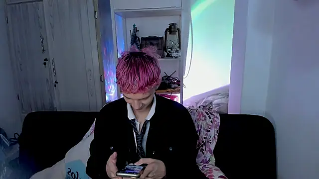 tylernova online show from December 23, 2025, 3:15 am