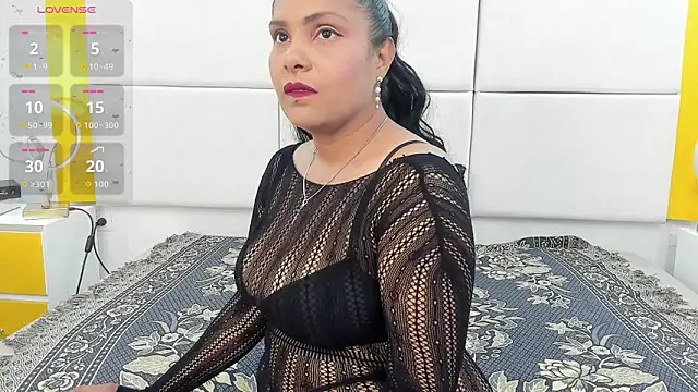 Snapshot of Barbbara_sweett chatting on May 15, 2026, 1:07 pm Barbbara sweett online show from May 15, 2026, 1:07 pm