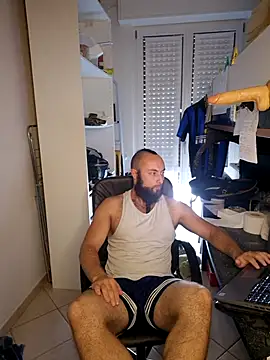 Snapshot of BeppeRagnar chatting on July 10, 2026, 12:41 pm BeppeRagnar online show from July 10, 2026, 12:41 pm