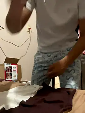 Snapshot of Hectorxpv chatting on October 9, 2025, 1:20 pm Hectorxpv online show from October 9, 2025, 1:20 pm