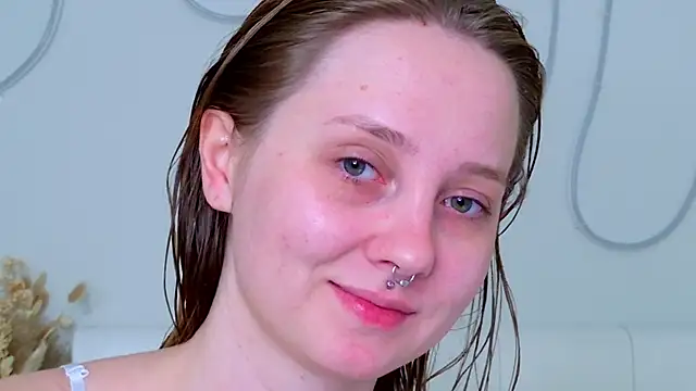 CandiceKingzz online show from October 19, 2025, 6:30 pm