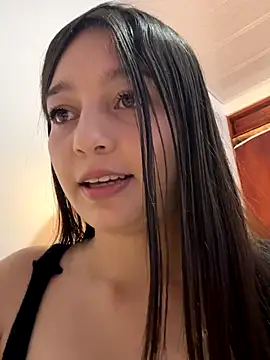   Lorelain   online show from November 26, 2025, 9:49 pm