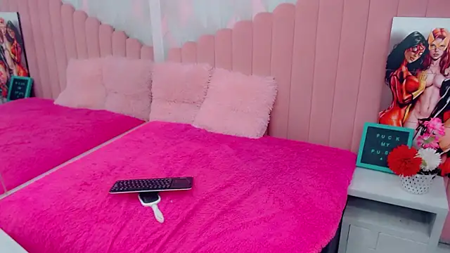 party girl skiny online show from February 2, 2026, 4:44 am