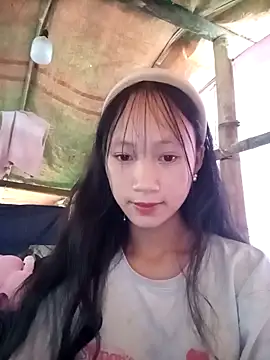 minachao- online show from October 27, 2025, 7:34 am