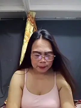 Snapshot of erma_joy chatting on April 21, 2026, 7:03 am erma joy online show from April 21, 2026, 7:03 am