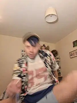 DelayedAnalog720 online show from November 21, 2025, 3:38 am