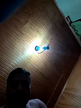 Tophe1 online show from October 13, 2025, 7:41 am