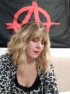 Amelialove42 online show from March 10, 2026, 7:08 pm