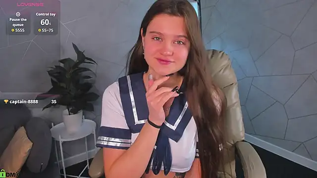 Renesmy Black online show from April 10, 2026, 11:31 pm