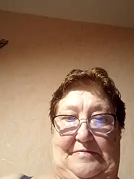 Katherine735 online show from May 22, 2026, 7:52 pm