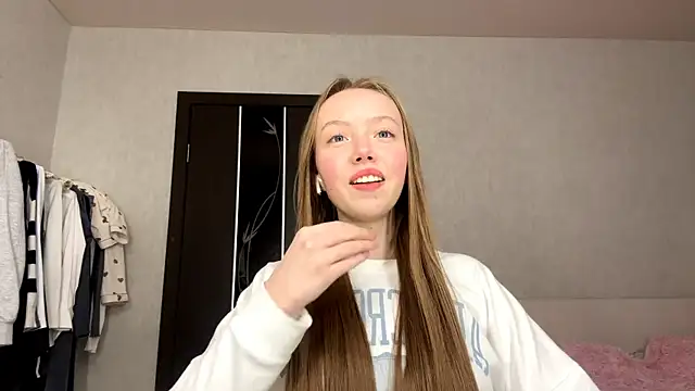 Snapshot of AntoniaMoravick chatting on December 2, 2025, 3:07 pm AntoniaMoravick online show from December 2, 2025, 3:07 pm