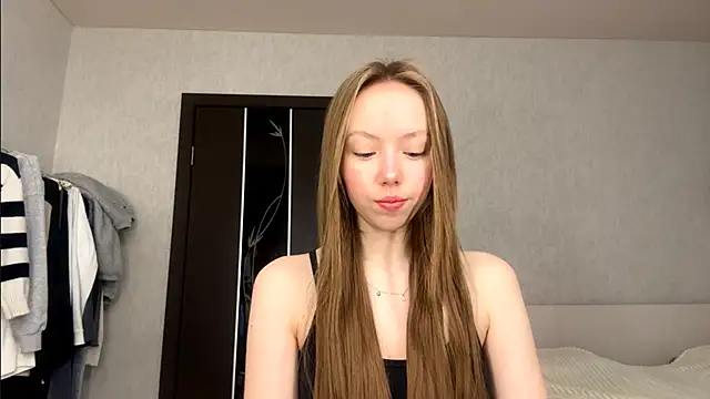 Snapshot of AntoniaMoravick chatting on December 15, 2025, 7:12 am AntoniaMoravick online show from December 15, 2025, 7:12 am