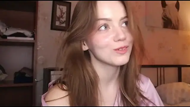 Olivia Mensy online show from October 9, 2025, 10:30 pm