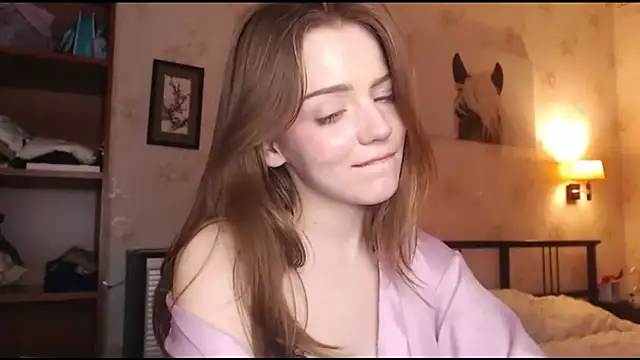 Olivia Mensy online show from October 12, 2025, 8:30 pm