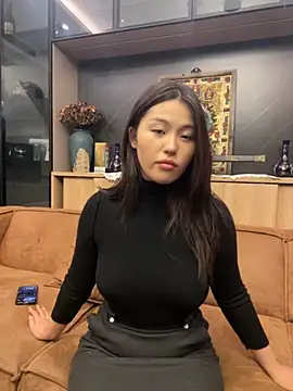 zhenzhen666 online show from November 5, 2025, 3:01 pm