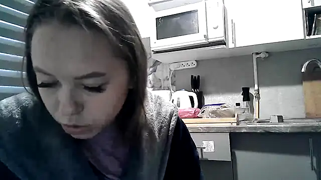 Ladikisss 20 online show from October 14, 2025, 4:13 am