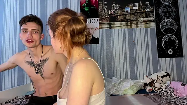 EmiliaCouple online show from March 4, 2026, 7:36 am