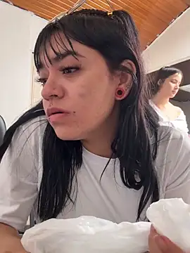 angie rousse  online show from November 27, 2025, 1:57 pm