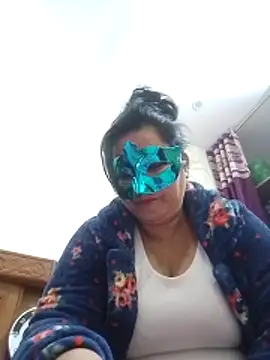 Snapshot of Honey-26 chatting on November 27, 2025, 8:27 am Honey-26 online show from November 27, 2025, 8:27 am