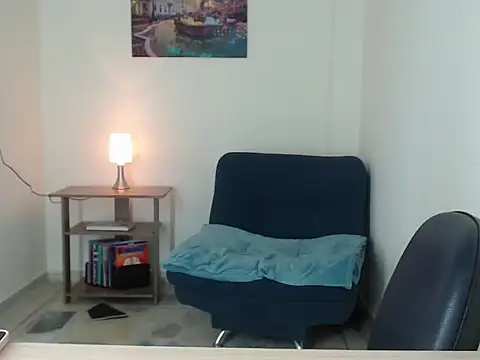 julieta rossi online show from December 17, 2025, 3:51 pm