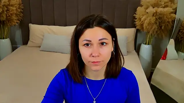 EdenSolis online show from March 29, 2026, 10:15 am