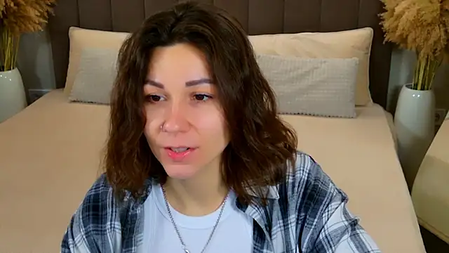 EdenSolis online show from March 31, 2026, 7:09 am